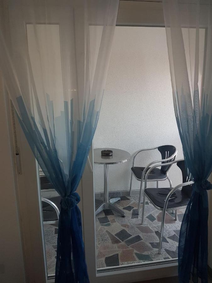 Apartments Megi บีโอกราดนาโมรู ภายนอก รูปภาพ